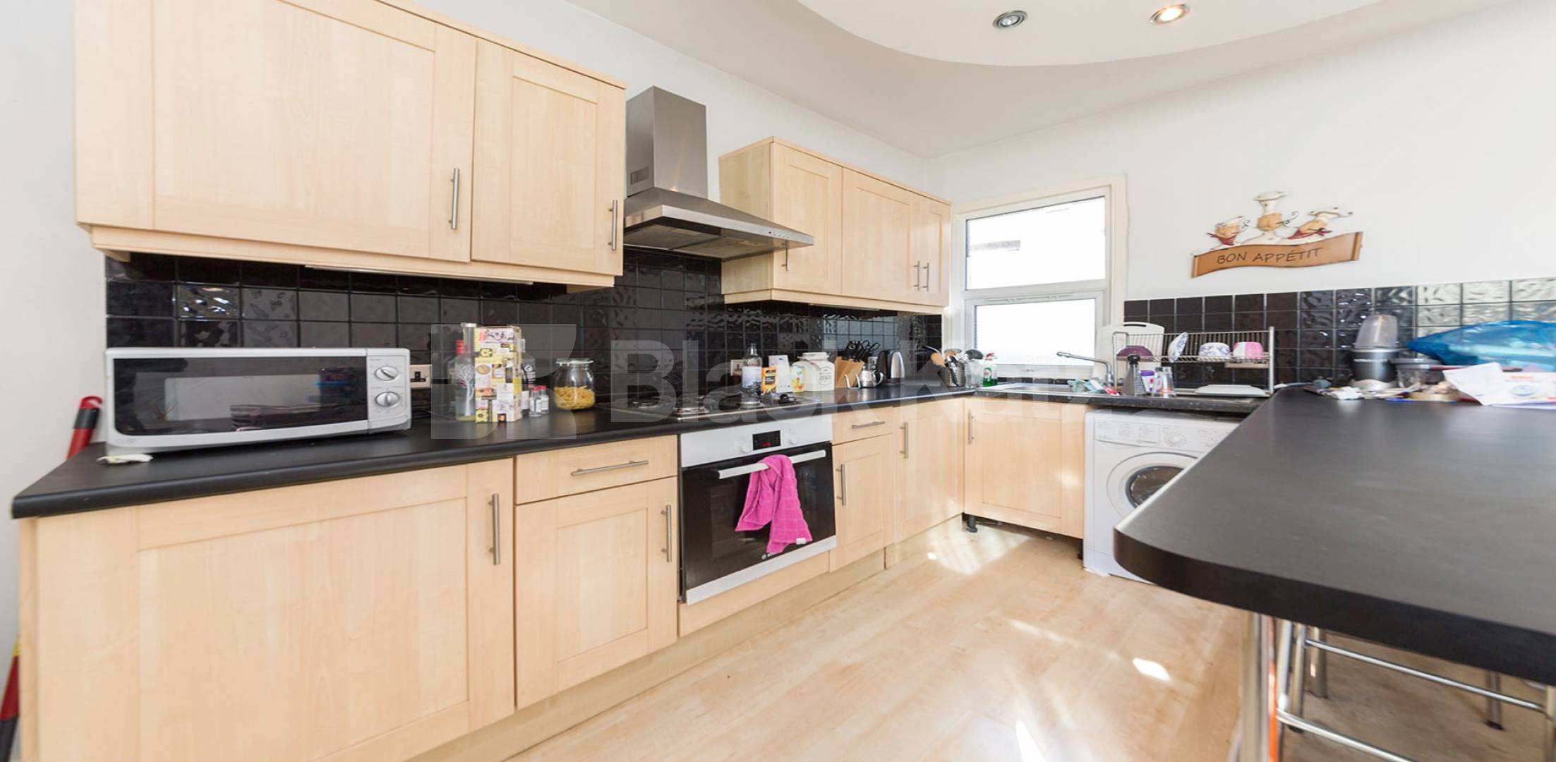 Modern Sharers Apartment Willesden Lane, Kilburn